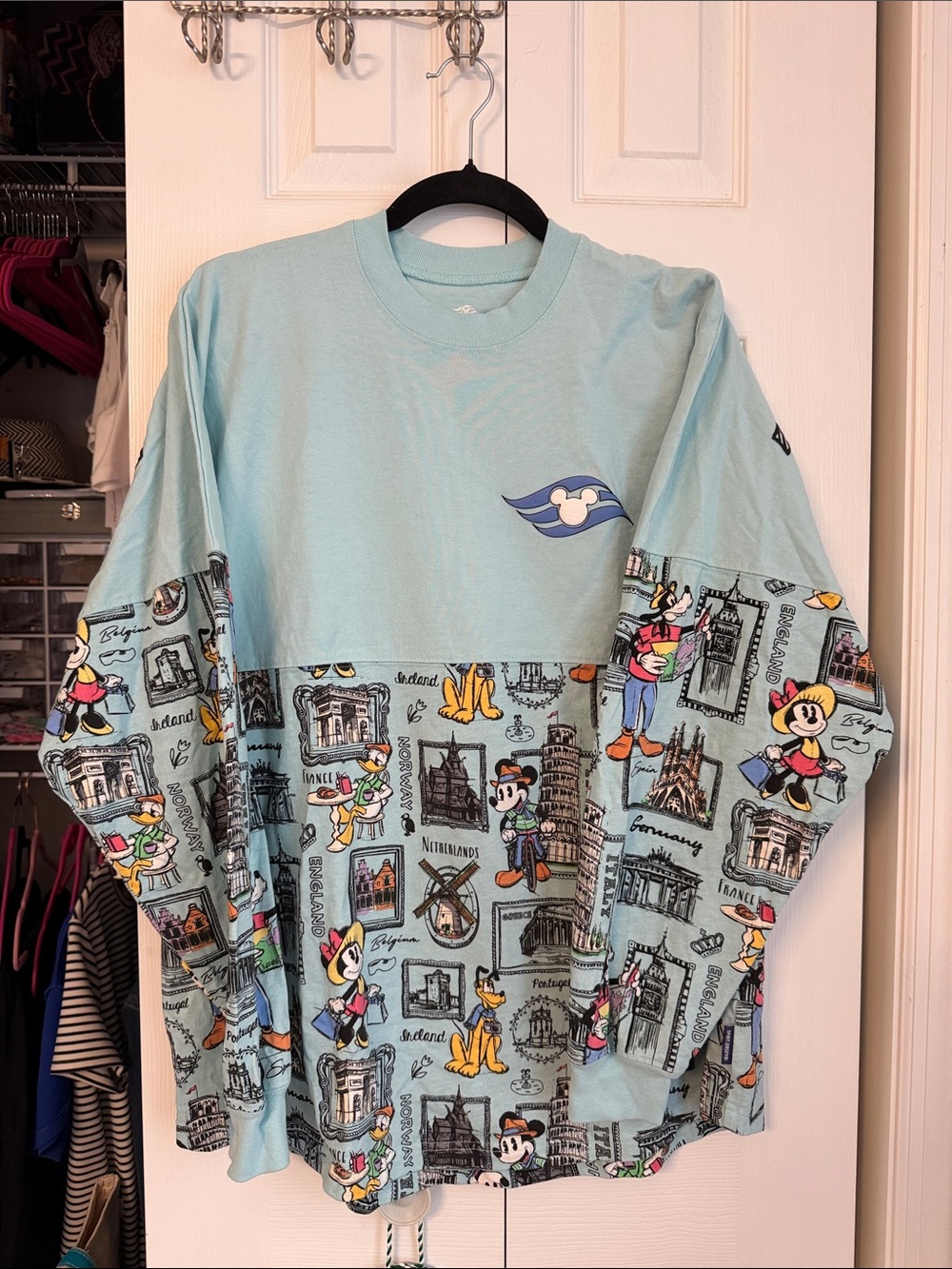 Disney Cruise line Europe spirit jersey size large